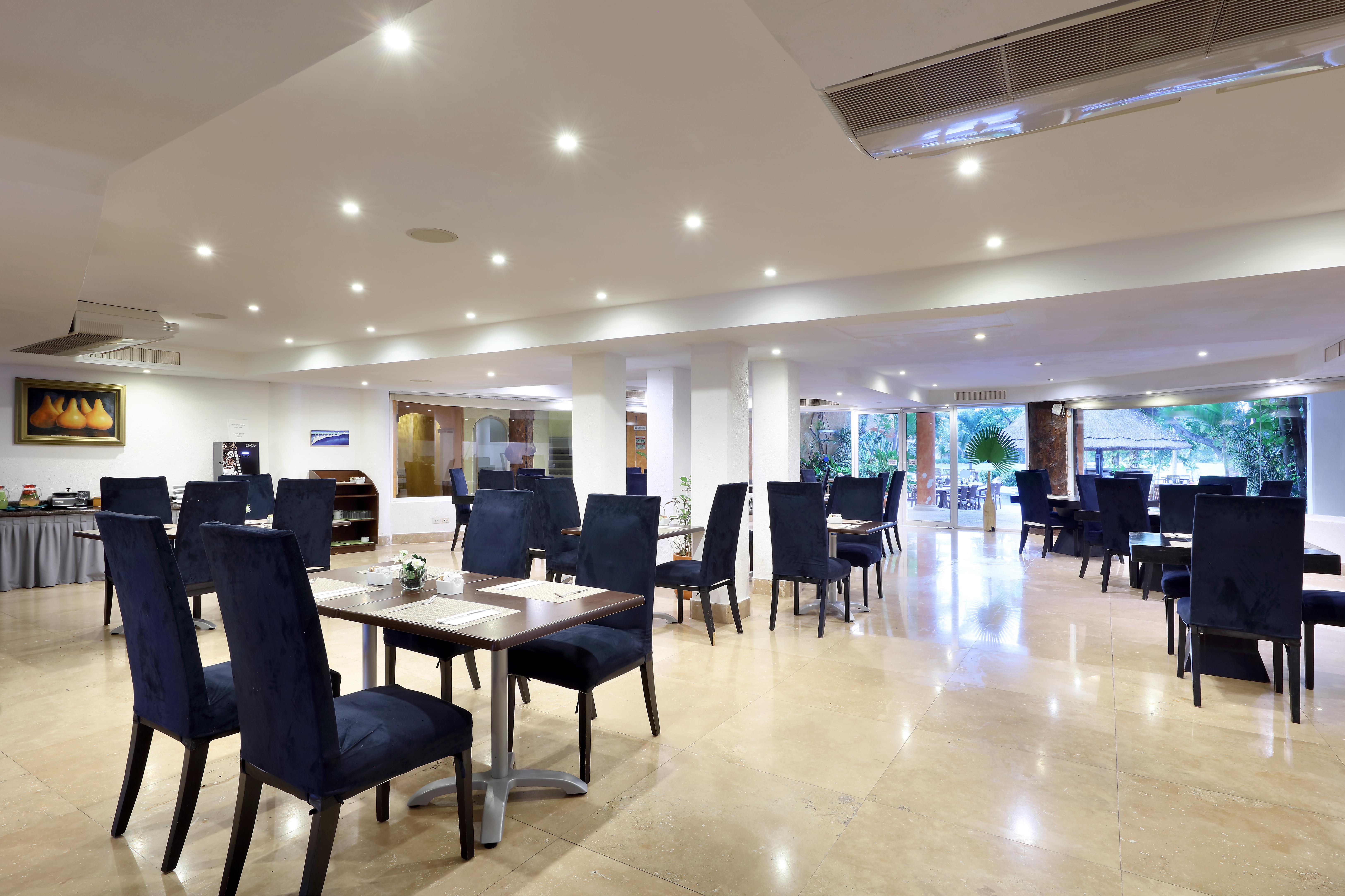 ยูโรสตาร์ อาเซียนดา บิสตา เรอัล Hotel ปลายาเดลการ์เมน ภายนอก รูปภาพ